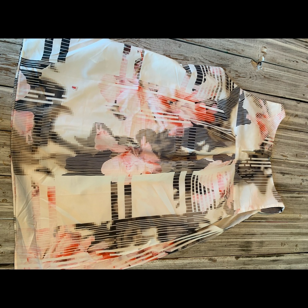 White House Black Market Floral Blouse - Pink, Black, Cream - Picture 3 of 3
